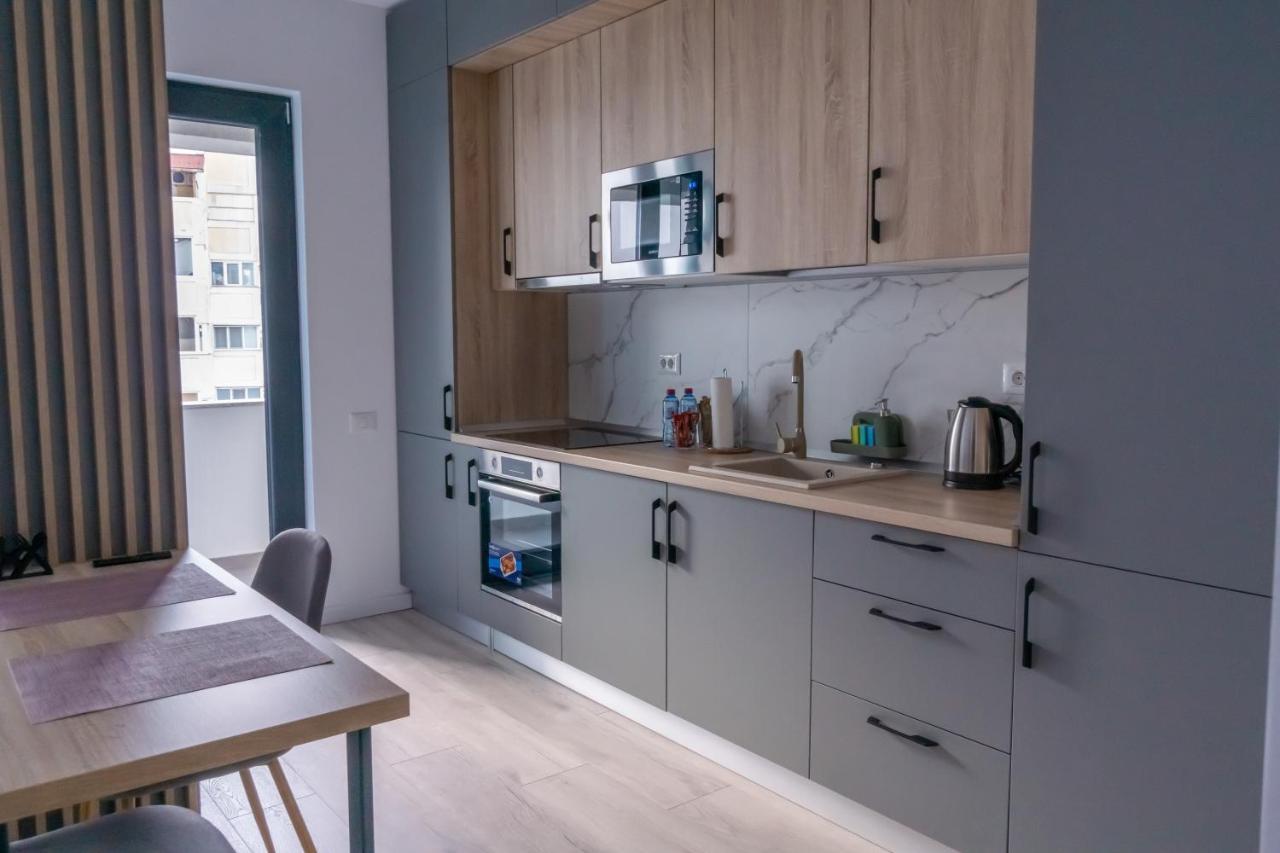 Your New And Modern Home Бухарест Экстерьер фото