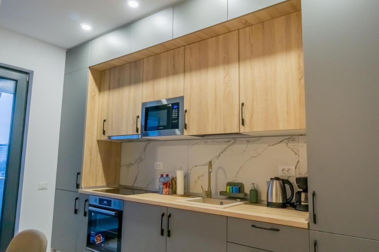Your New And Modern Home Бухарест Экстерьер фото