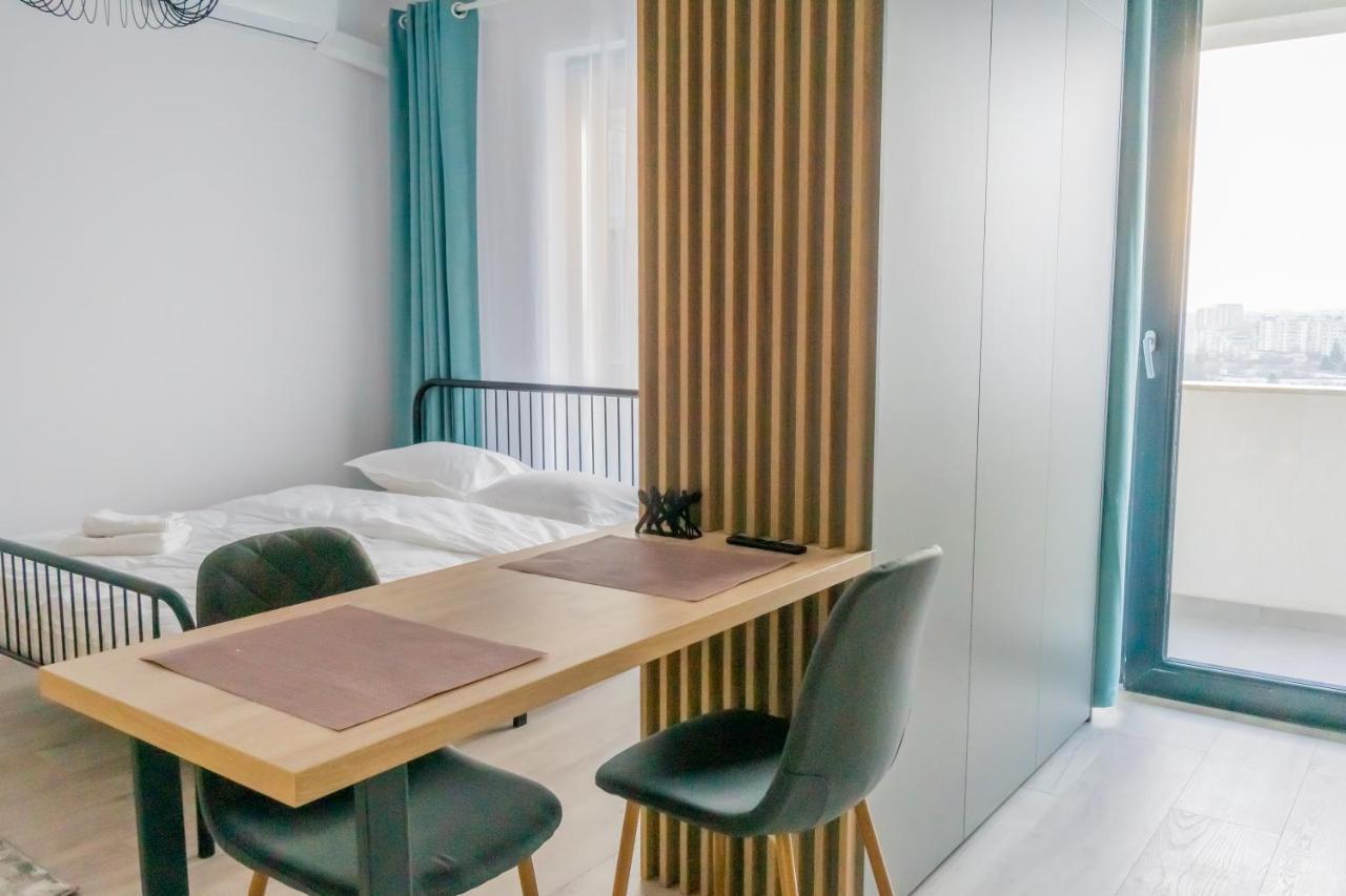 Your New And Modern Home Бухарест Экстерьер фото