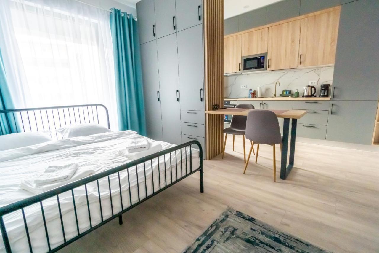 Your New And Modern Home Бухарест Экстерьер фото